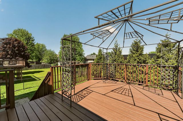 2813 Ashland Place NW, Rochester, MN 55901