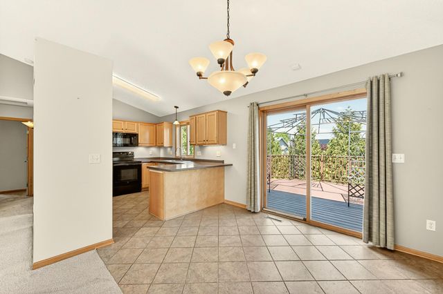 2813 Ashland Place NW, Rochester, MN 55901