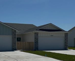 15541 W Josephine St, Goddard, KS 67052