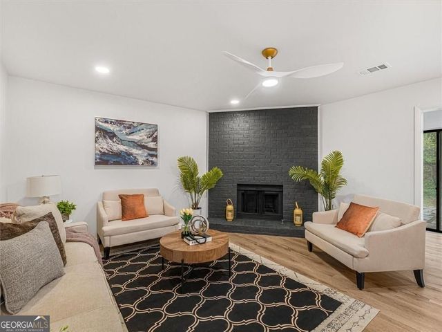 2185 Surrey Court SE, Marietta, GA 30067