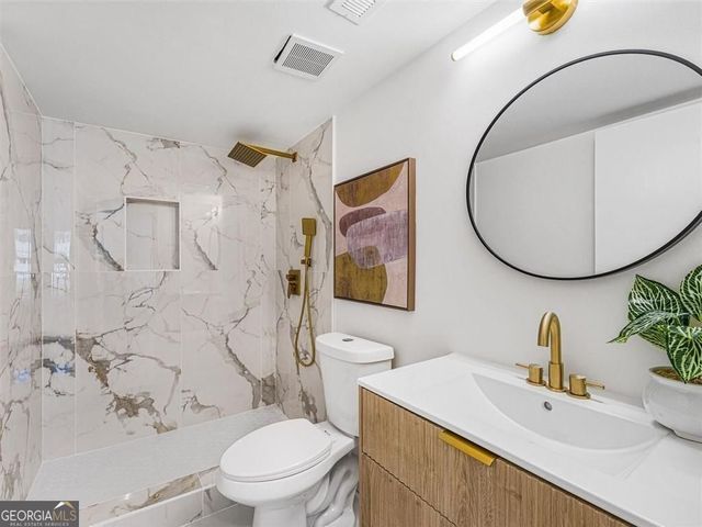 2185 Surrey Court SE, Marietta, GA 30067