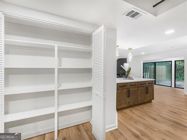 2185 Surrey Court SE, Marietta, GA 30067