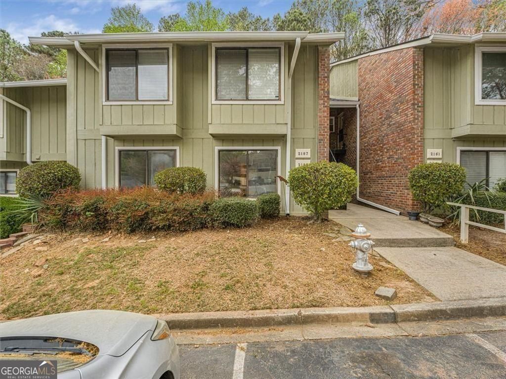 2185 Surrey Court SE, Marietta, GA 30067