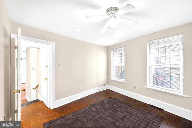 4417 BAKER ST, Philadelphia, PA 19127