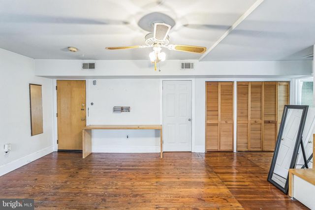 4417 BAKER ST, Philadelphia, PA 19127