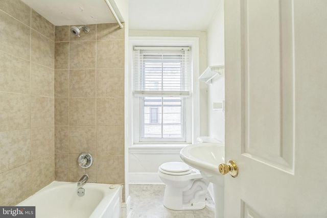 4417 BAKER ST, Philadelphia, PA 19127