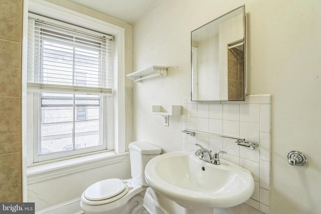 4417 BAKER ST, Philadelphia, PA 19127