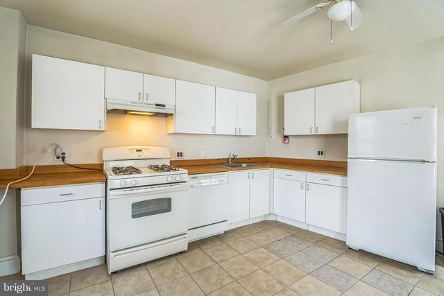 4417 BAKER ST, Philadelphia, PA 19127