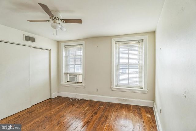 4417 BAKER ST, Philadelphia, PA 19127
