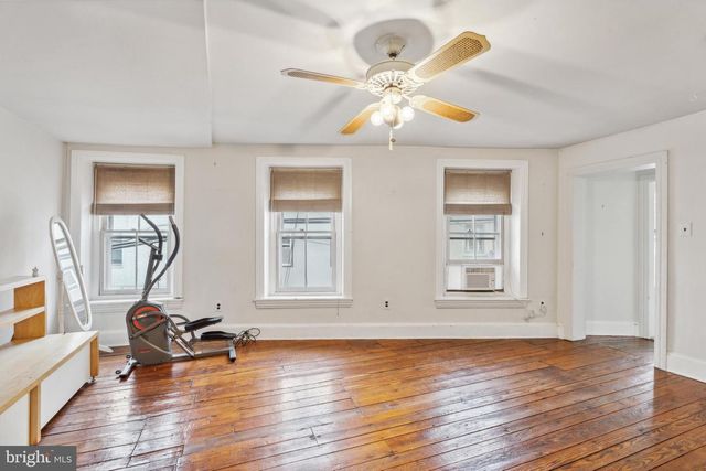 4417 BAKER ST, Philadelphia, PA 19127