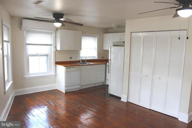 4417 BAKER ST, Philadelphia, PA 19127