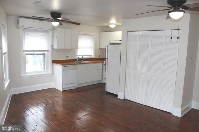 4417 BAKER ST, Philadelphia, PA 19127
