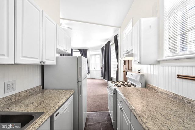 4417 BAKER ST, Philadelphia, PA 19127