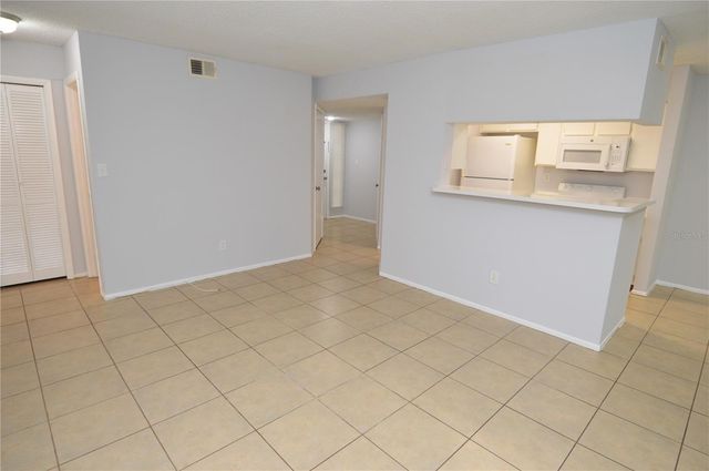 8630 MALLARD RESERVE DRIVE 103, Tampa, FL 33614