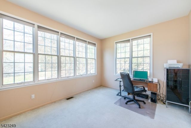 10 Pierson Ct, Mahwah Twp., NJ 07430