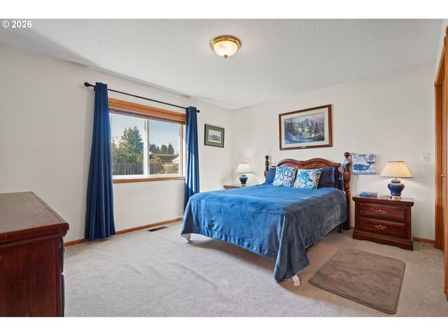 4644 CALUMET Way, Eugene, OR 97404