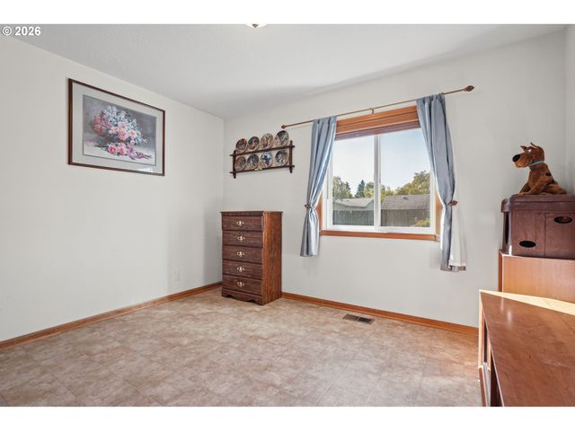 4644 CALUMET Way, Eugene, OR 97404