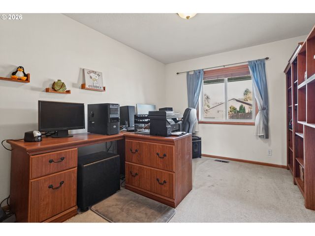 4644 CALUMET Way, Eugene, OR 97404