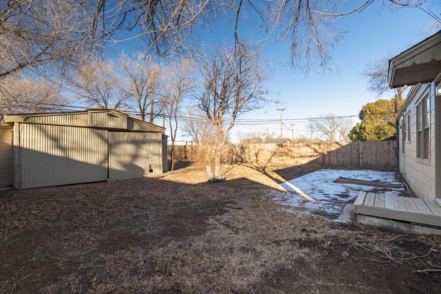 1304 42nd Street, Lubbock, TX 79412