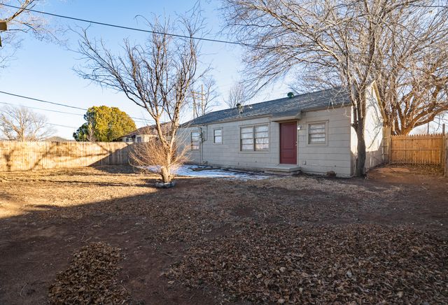 1304 42nd Street, Lubbock, TX 79412