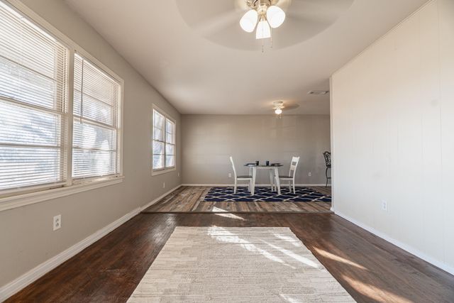 1304 42nd Street, Lubbock, TX 79412