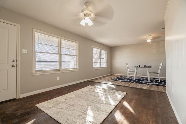 1304 42nd Street, Lubbock, TX 79412