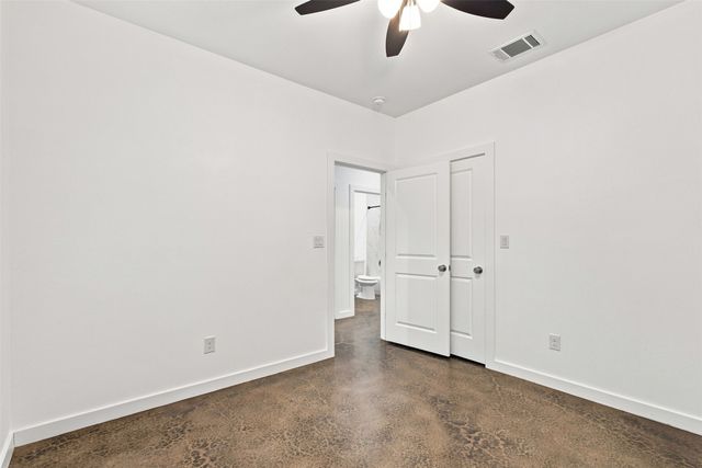 104 E Forest Avenue, Sherman, TX 75090