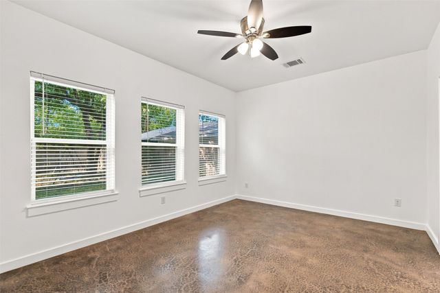 104 E Forest Avenue, Sherman, TX 75090