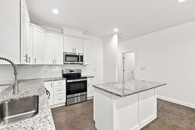 104 E Forest Avenue, Sherman, TX 75090