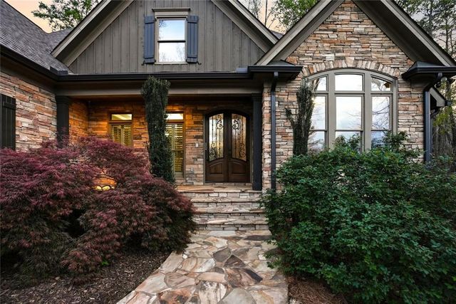 862 Waterford Estates Manor, Canton, GA 30115