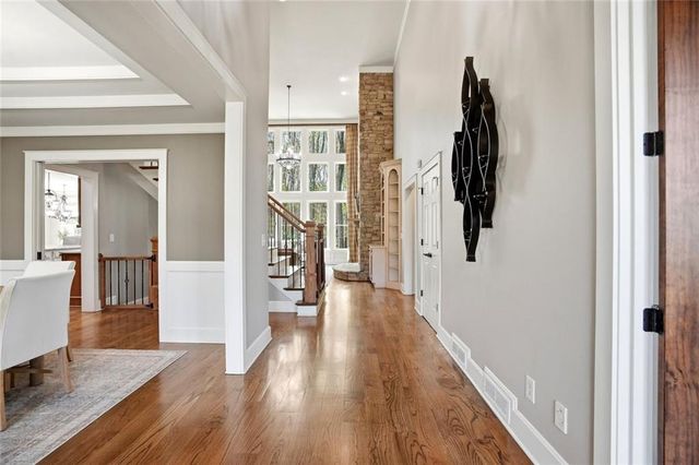 862 Waterford Estates Manor, Canton, GA 30115