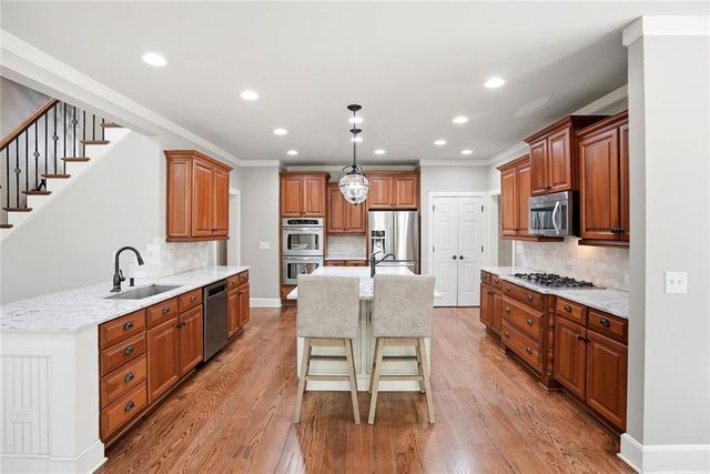 862 Waterford Estates Manor, Canton, GA 30115