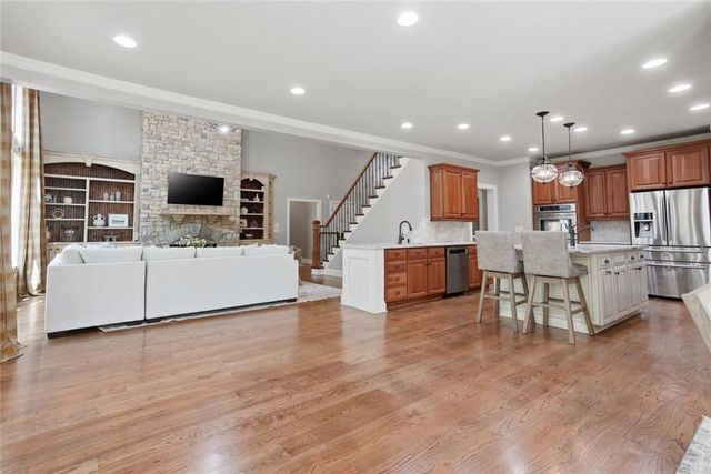 862 Waterford Estates Manor, Canton, GA 30115