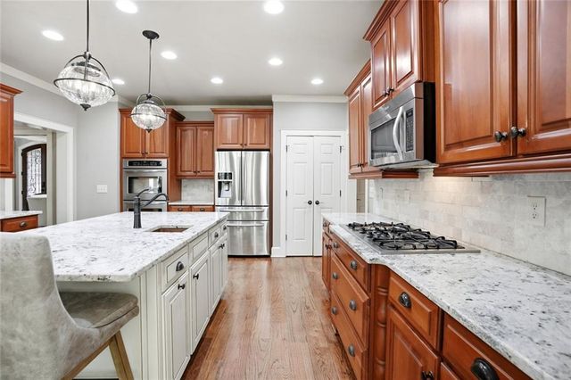 862 Waterford Estates Manor, Canton, GA 30115