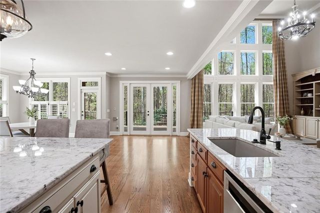 862 Waterford Estates Manor, Canton, GA 30115