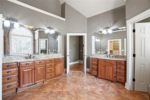 862 Waterford Estates Manor, Canton, GA 30115