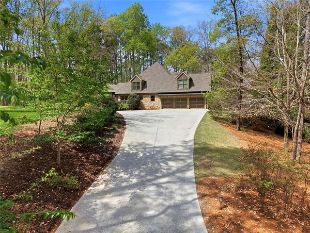 862 Waterford Estates Manor, Canton, GA 30115