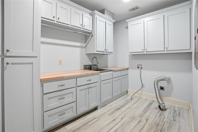 862 Waterford Estates Manor, Canton, GA 30115
