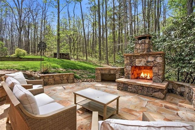 862 Waterford Estates Manor, Canton, GA 30115