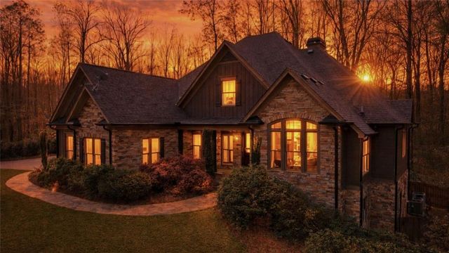 862 Waterford Estates Manor, Canton, GA 30115