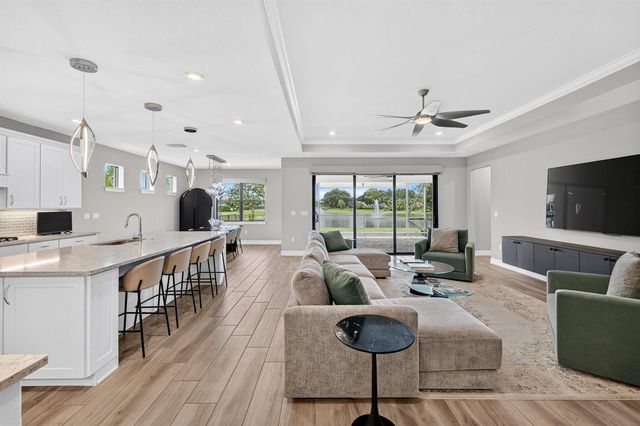 4609 PINEHURST Trail W, Oakland Park, FL 33309