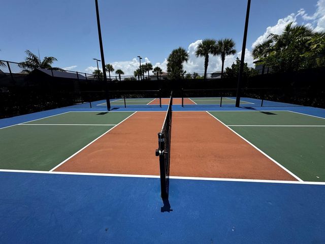 4609 PINEHURST Trail W, Oakland Park, FL 33309