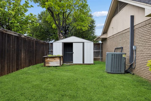 2507 Hawthorne Drive, Carrollton, TX 75006