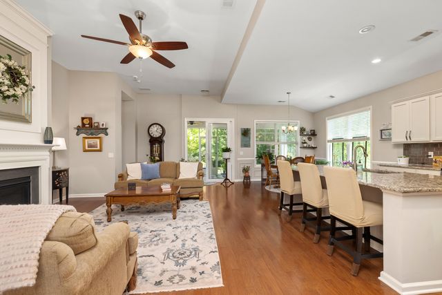 2412 Hummingbird Lane, Summerville, SC 29483