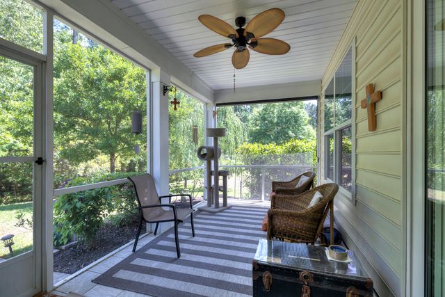 2412 Hummingbird Lane, Summerville, SC 29483