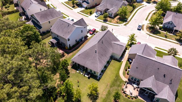 2412 Hummingbird Lane, Summerville, SC 29483