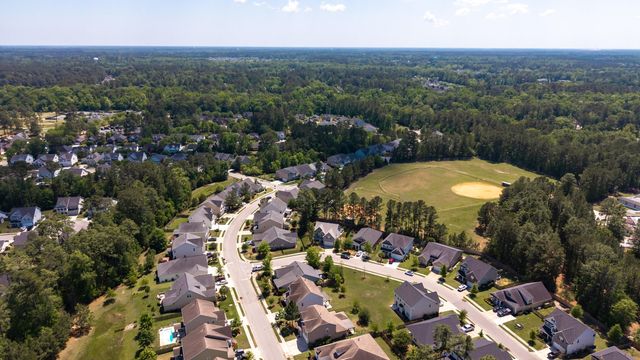 2412 Hummingbird Lane, Summerville, SC 29483