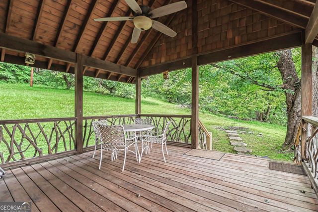 146 Chalet Village Lane, Dillard, GA 30537