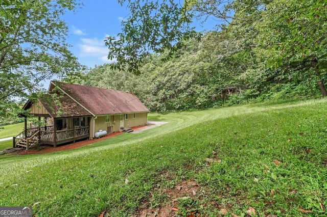 146 Chalet Village Lane, Dillard, GA 30537
