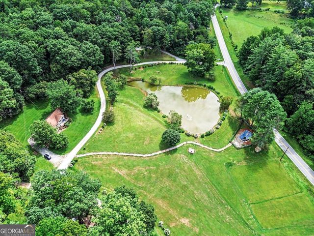 146 Chalet Village Lane, Dillard, GA 30537